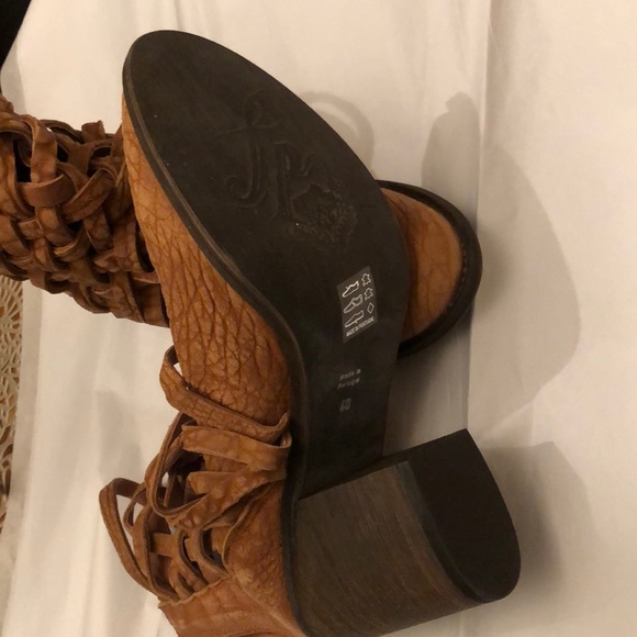 New Free People Carter’s Tan Bootie - Picture 3 of 4